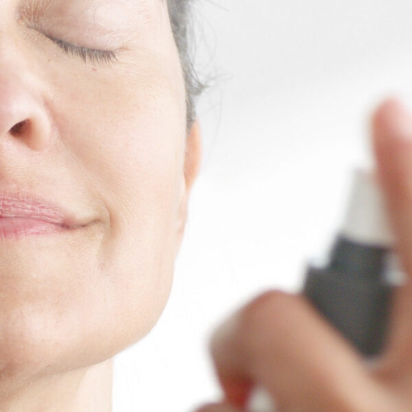 Zarania Antioxidant Hydramist - Refreshing & Protecting Skin Mist - Image 2